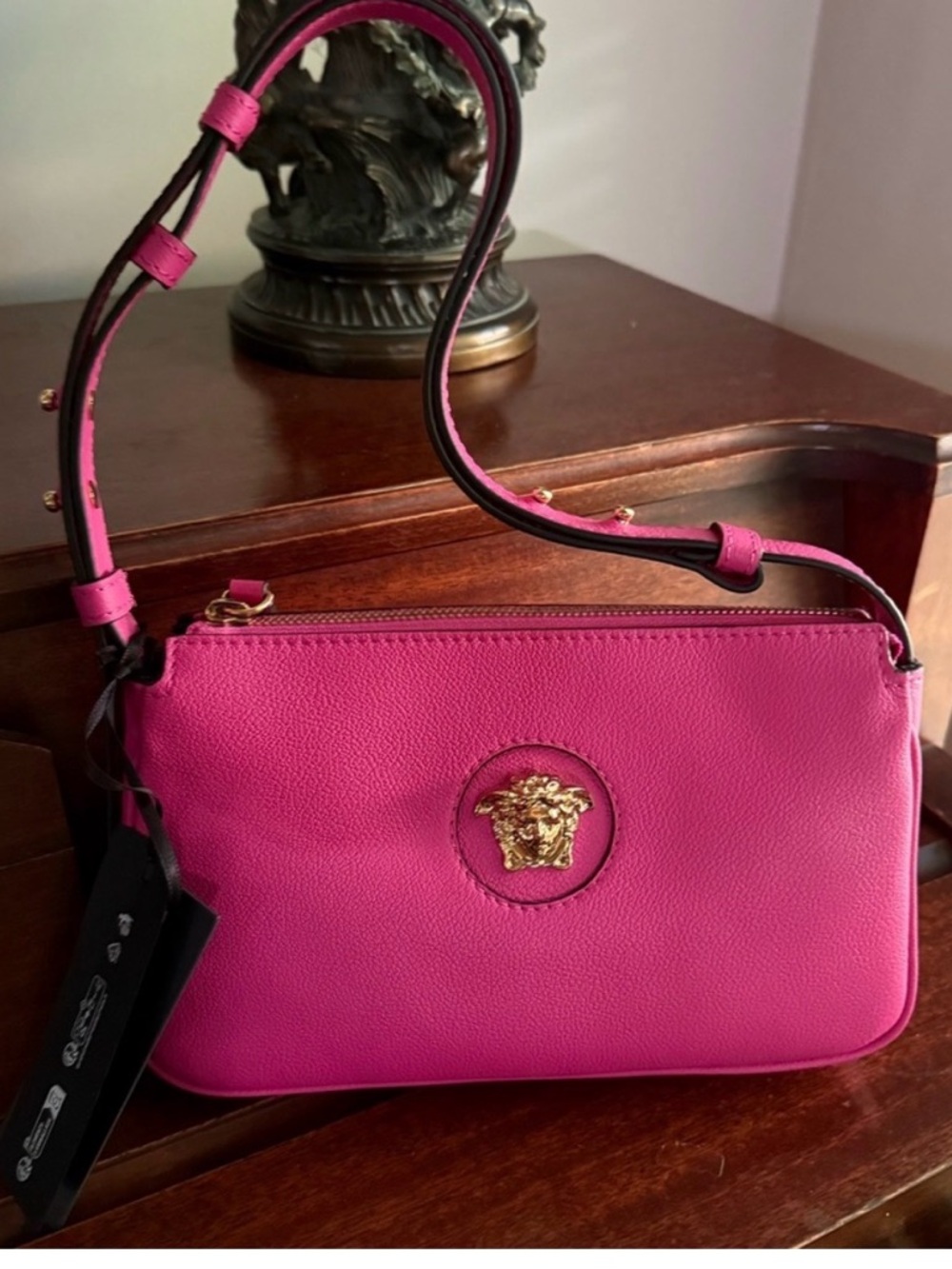 Mystery bags sold in Live show - Picture 3 of 3